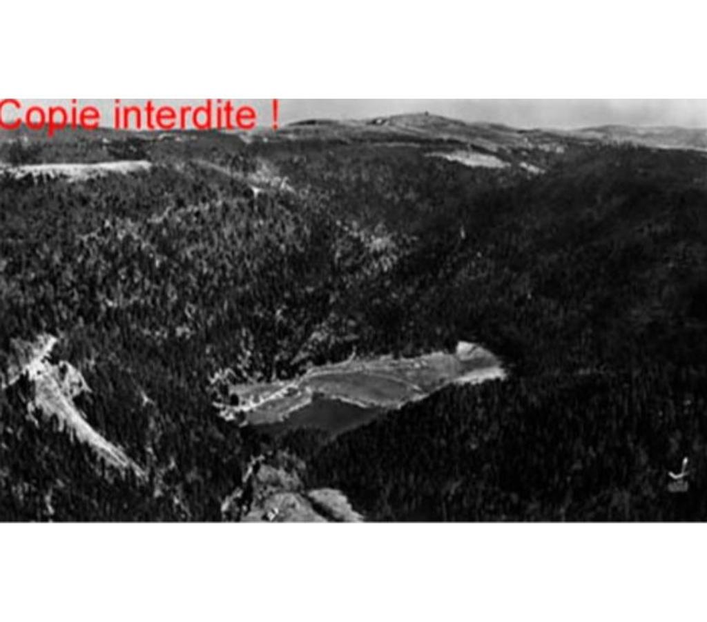 Collection Vosges Xonrupt Longemer - 88400 - Photos Vivastreet RETOURNEMER - VUE SEMI-AERIENNE, PHOTO N & B ARGENTIQUE 1960