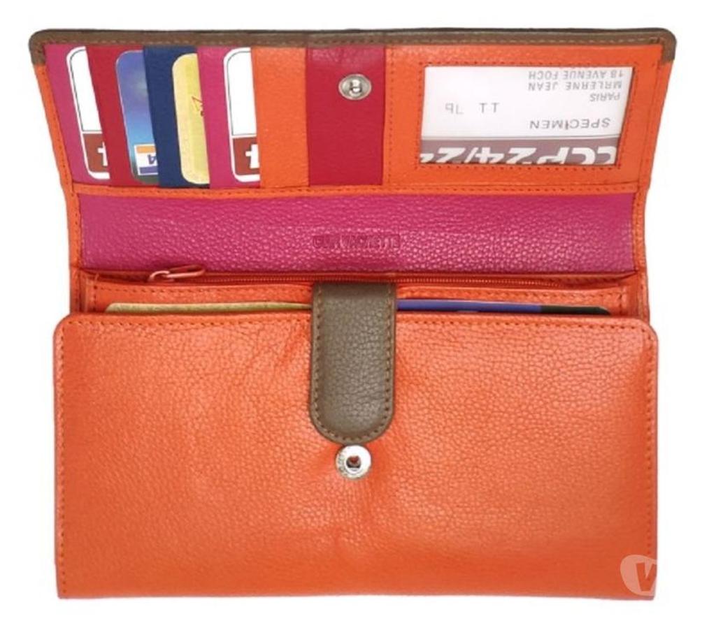 Accessoires - Bagagerie Oise Beauvais - 60000 - Photos Vivastreet Portefeuille cuir femme type compagnon tout-en-un Orange