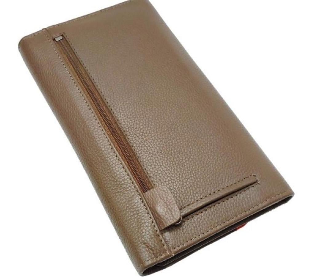 Accessoires - Bagagerie Oise Beauvais - 60000 - Photos Vivastreet Portefeuille cuir femme type compagnon tout-en-un Taupe