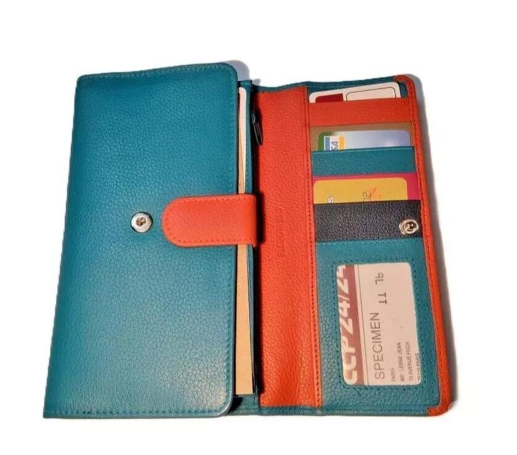 Accessoires - Bagagerie Oise Beauvais - 60000 - Photos Vivastreet Portefeuille cuir femme type compagnon tout-en-un Turquoise