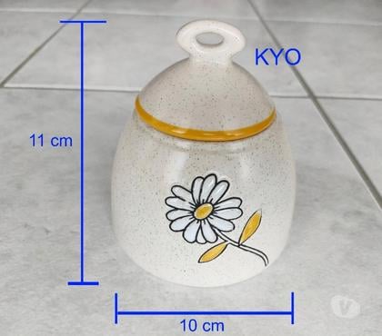 Ameublement & art de la table Foncine le Haut Jura - Photos Vivastreet TEC France - Sucrier rond avec couvercle, porcelaine beige