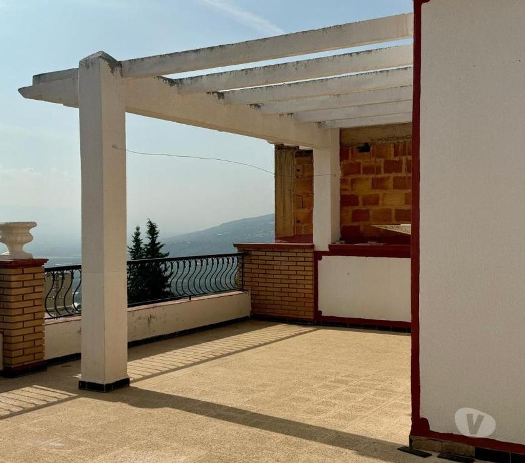 Vente Maison Algérie - Photos Vivastreet Maison sur 3 étages avec terrasse