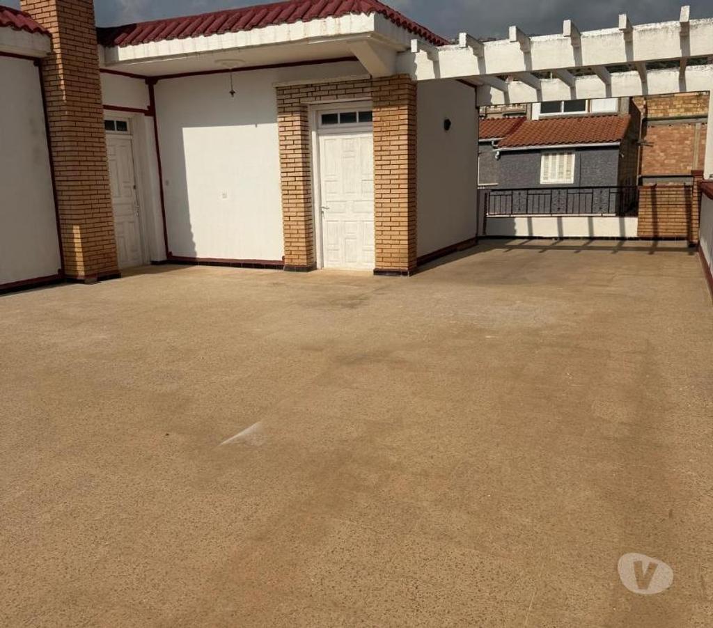 Vente Maison Algérie - Photos Vivastreet Maison sur 3 étages avec terrasse