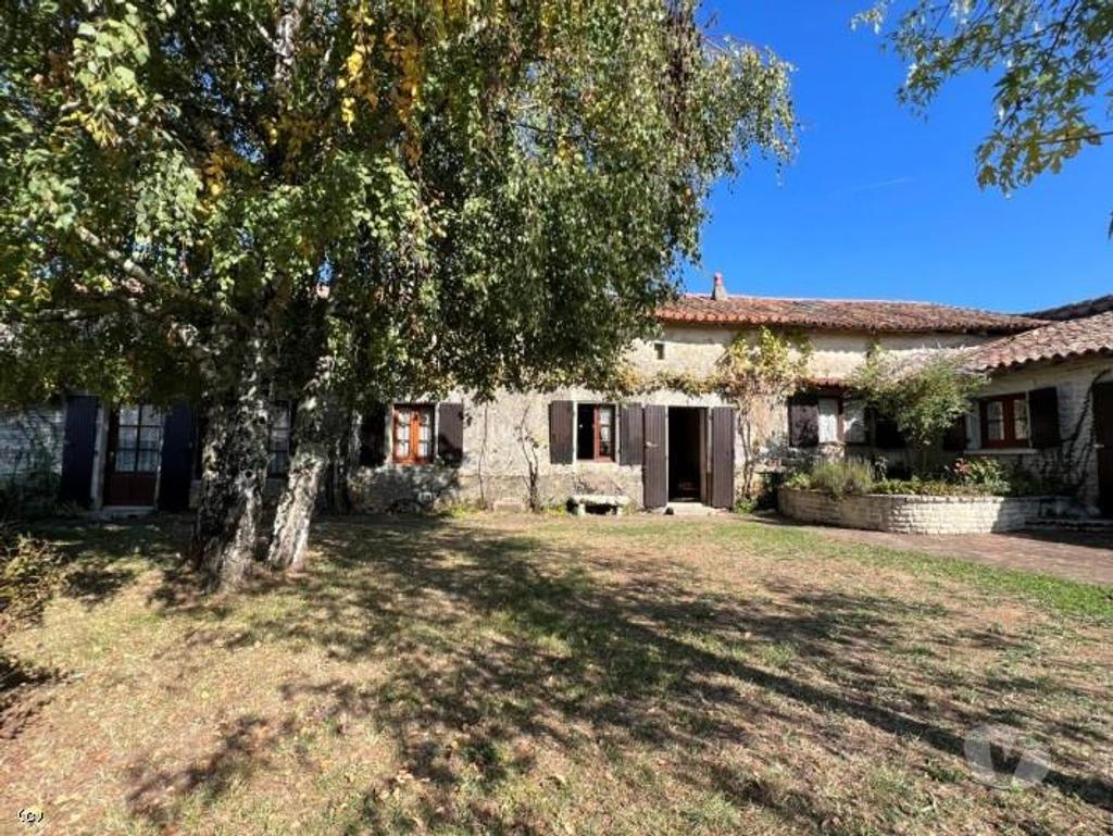 Vente Maison Vienne Civray - 86400 - Photos Vivastreet Belle Maison En Pierre Avec Jardin et Un Terrain de Loisirs...