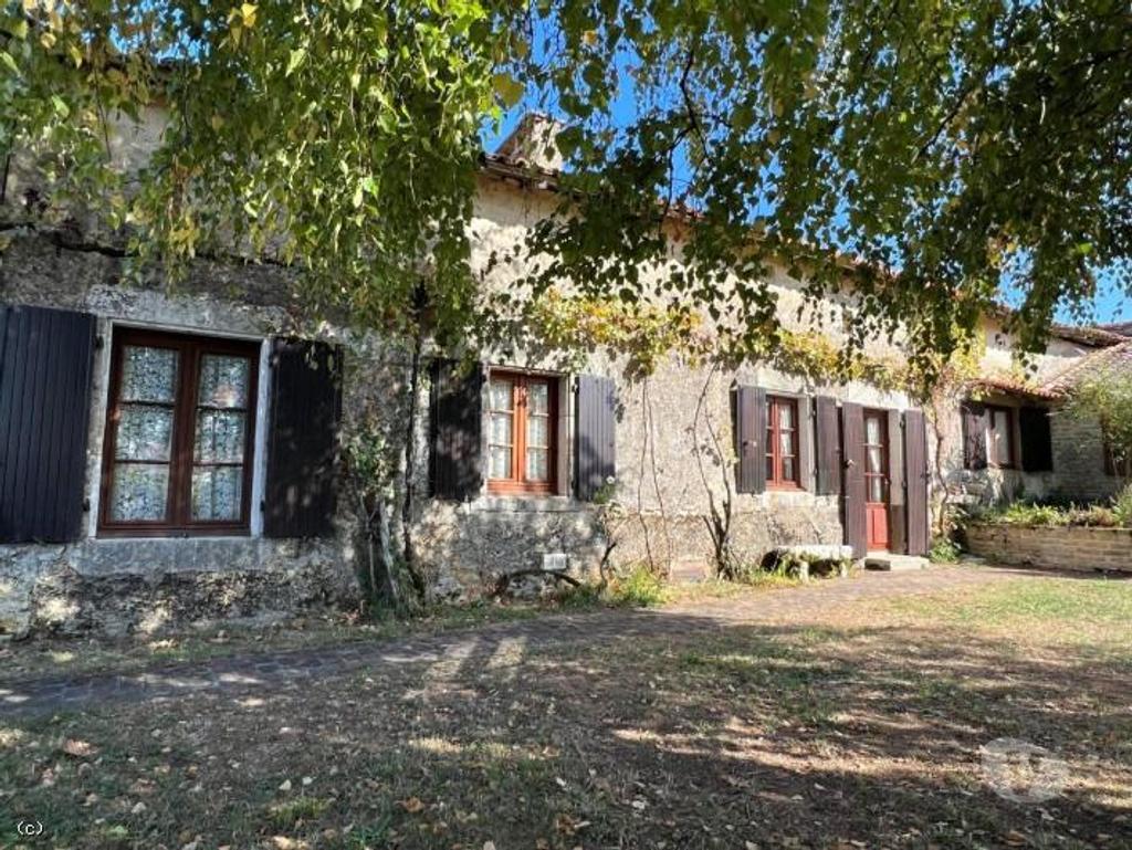 Vente Maison Vienne Civray - 86400 - Photos Vivastreet Belle Maison En Pierre Avec Jardin et Un Terrain de Loisirs...
