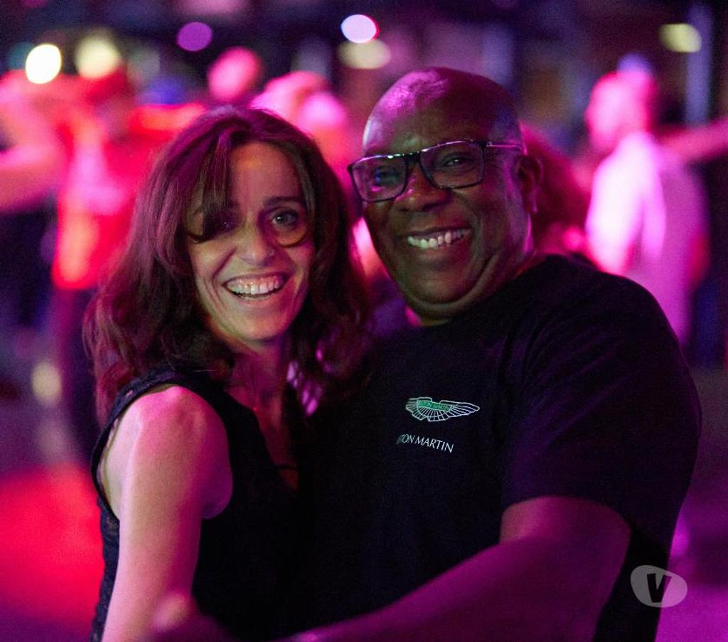 Musique - Théâtre - Danse Hérault Saussan - 34570 - Photos Vivastreet Danser en couple sur tous les styles de musiques
