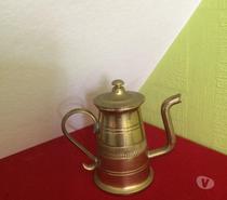 Cafetière miniature en laiton ANCIEN