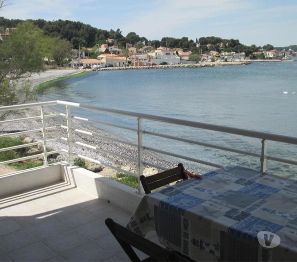 location saisonniere Bouches-du-Rhône St Mitre les Remparts - 13920 - Photos Vivastreet HAUT DE VILLA L.ES PIEDS DANS L 'EAU