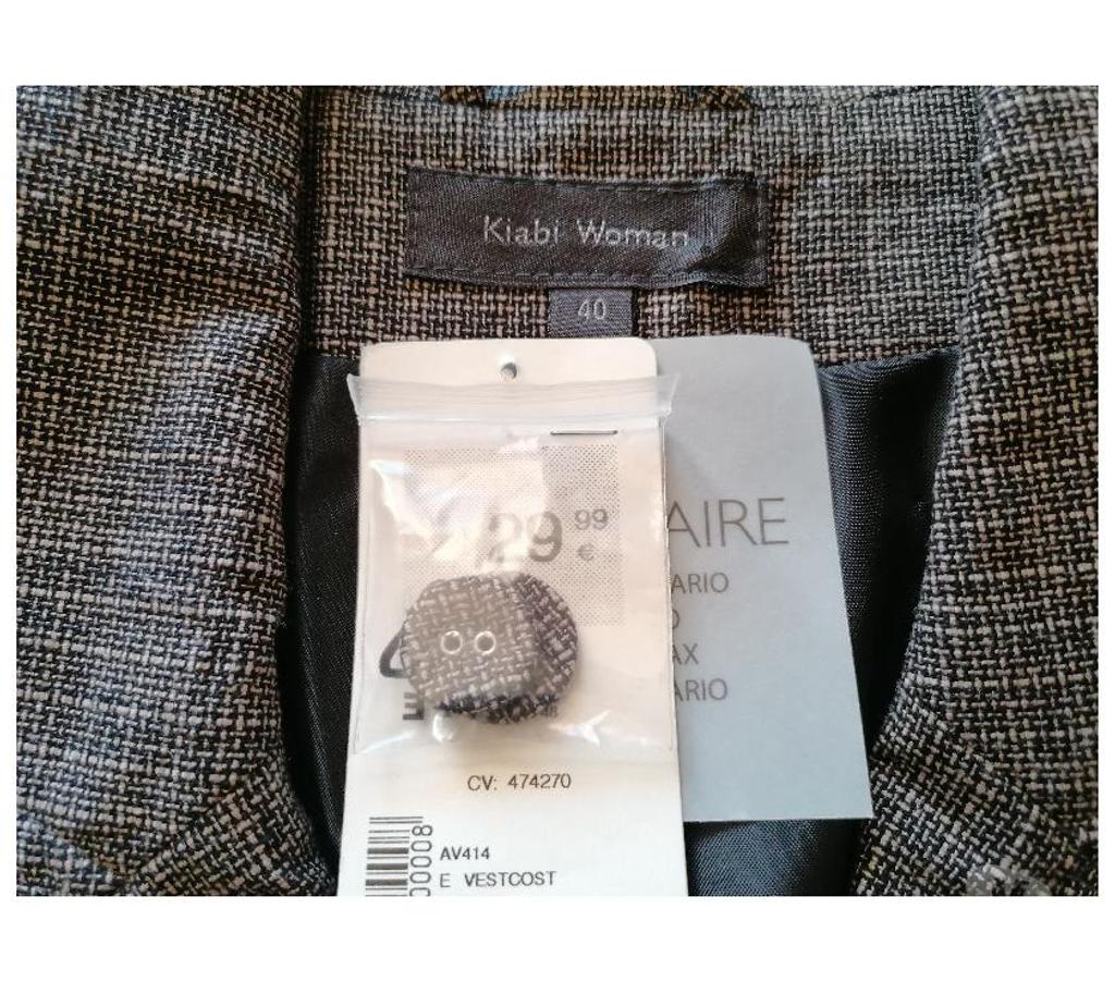 Vêtements occasion Pyrénées-Orientales Perpignan - Photos Vivastreet Tailleur Kiabi taille 40 annie66