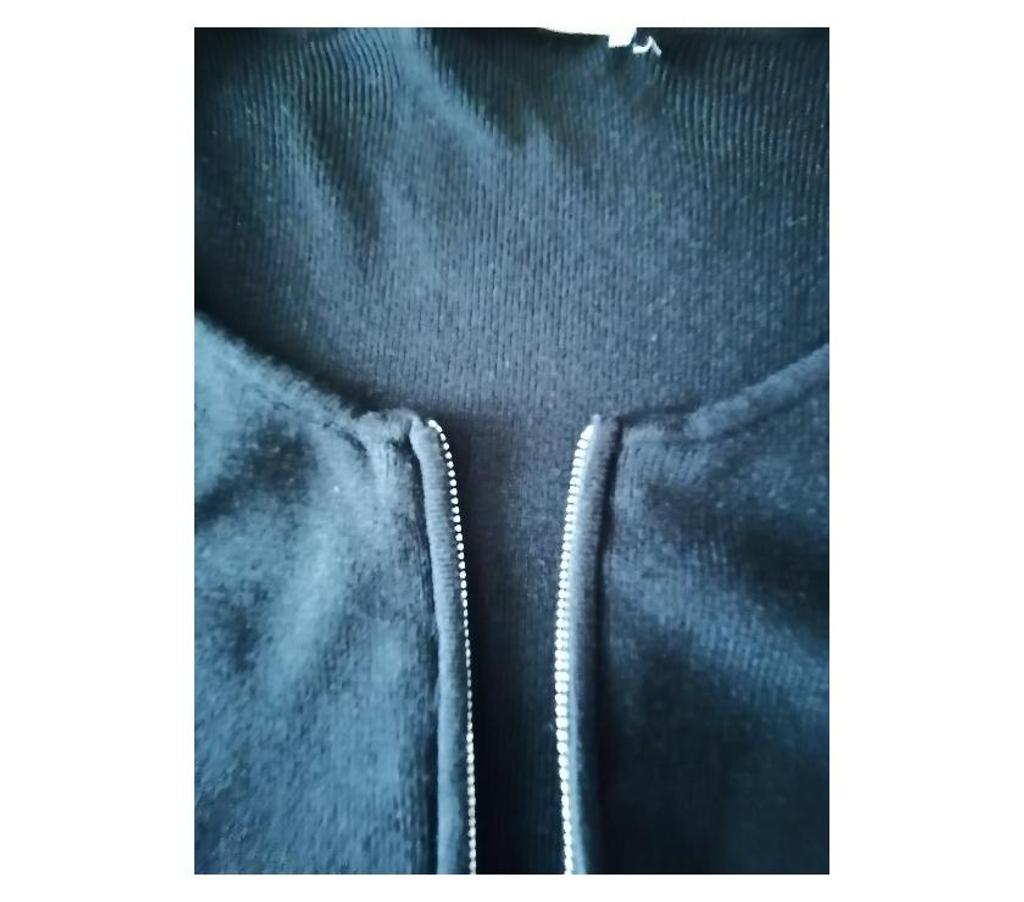 Vêtements occasion Pyrénées-Orientales Perpignan - Photos Vivastreet Gilet noir manches longues annie66