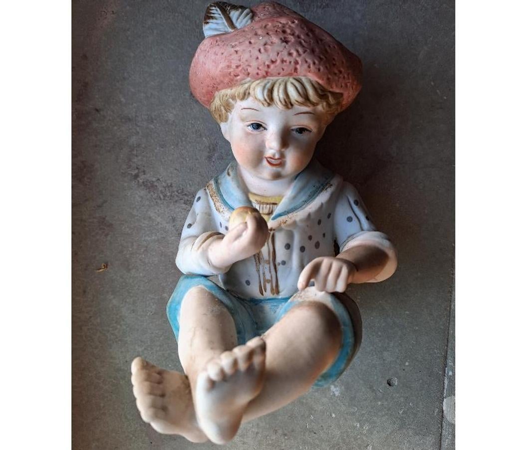 Décoration - art Seine-et-Marne Montceaux les Provins - 77151 - Photos Vivastreet figurine en porcelaine