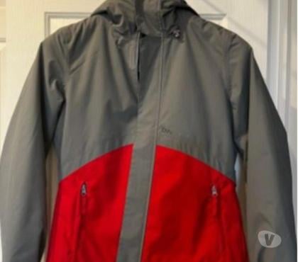 Vêtements occasion Metz Metz - Photos Vivastreet 55€ VESTE DE SKI (O Neil)