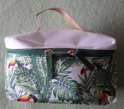 Accessoires - Bagagerie La Courneuve Seine-Saint-Denis - Photos Vivastreet Trousse de voyage LBVYR