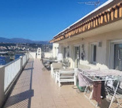 Vendre appartement Nice Nice - Photos Vivastreet Appartement sur toit avec terrasse de 310m²