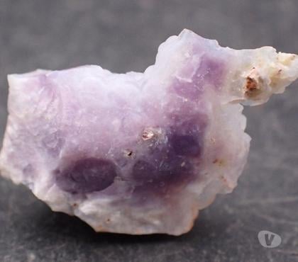 Collections Bertrichamps Meurthe-et-Moselle - Photos Vivastreet Opale violette brute , Jalisco , Mexique RARE 1,85gr 19 x 15