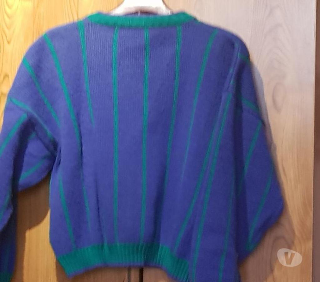 Vêtements occasion Essonne Juvisy sur Orge - 91260 - Photos Vivastreet gilet garcon bleu-vert