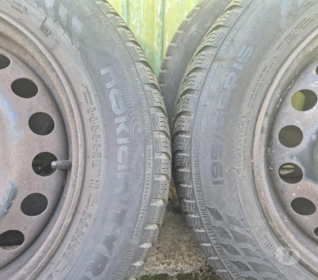 Pièces et services auto Loire St Etienne - Photos Vivastreet 4 roues hiver 195 65 15 91T Renault Megane