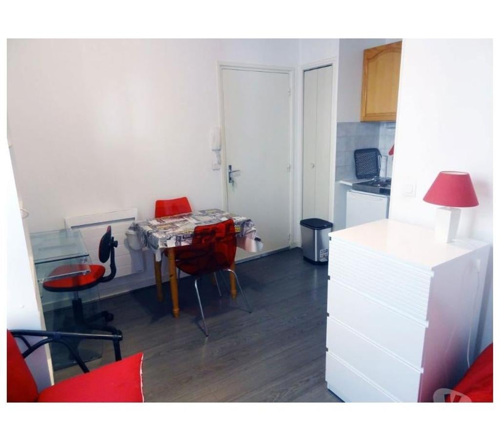 location saisonniere Allier Vichy - 03200 - Photos Vivastreet Studio central curiste