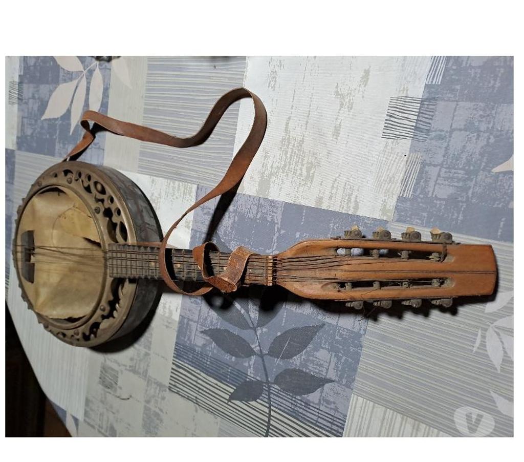 Instruments de musique Seine-et-Marne Montceaux les Provins - 77151 - Photos Vivastreet banjo ancien 8 cordes