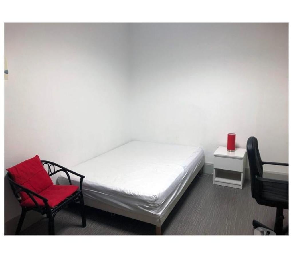 location saisonniere Allier Vichy - 03200 - Photos Vivastreet T1 centre-ville curistes