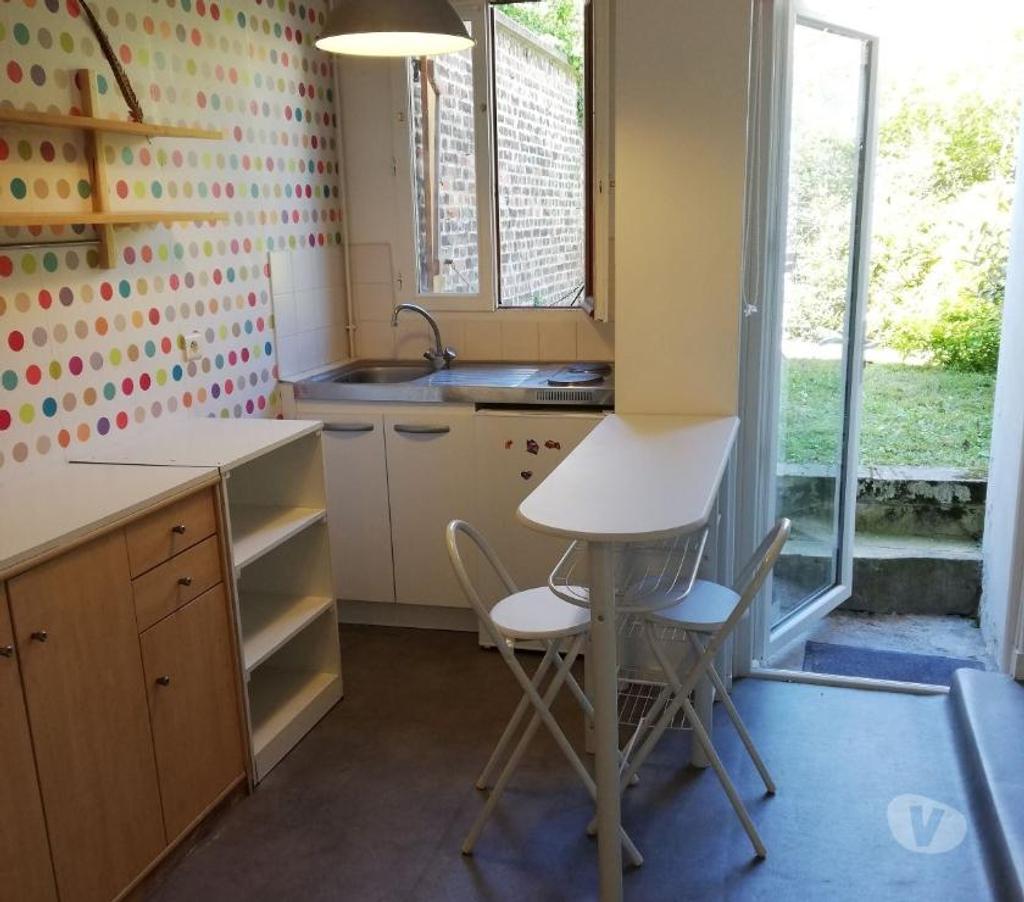 Appartement meublé Somme Amiens - Photos Vivastreet ST LEUCITADELLE A LOUER STUDIOS MEUBLES