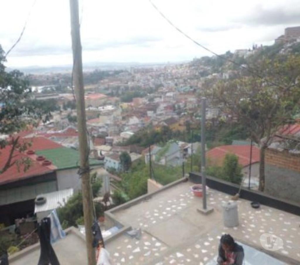 Vente Maison Madagascar - Photos Vivastreet MAISON à VENDRE ANKADILALANA