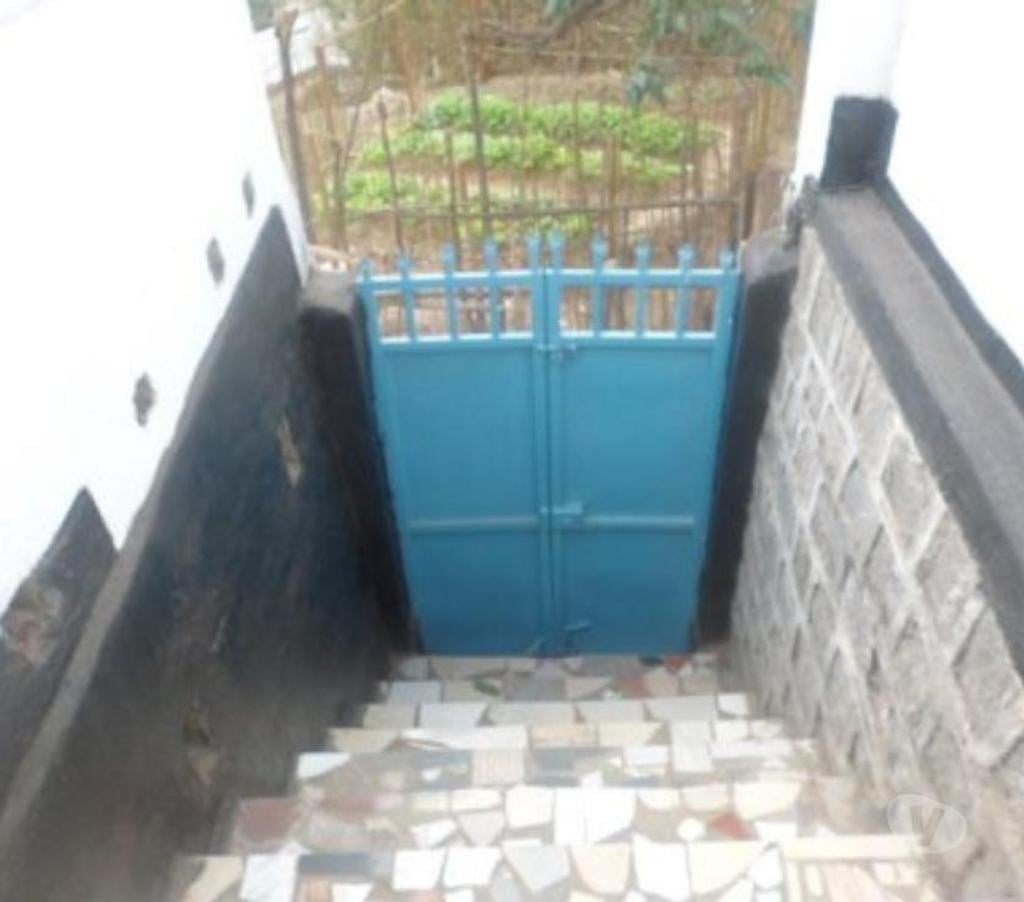 Vente Maison Madagascar - Photos Vivastreet MAISON à VENDRE ANKADILALANA