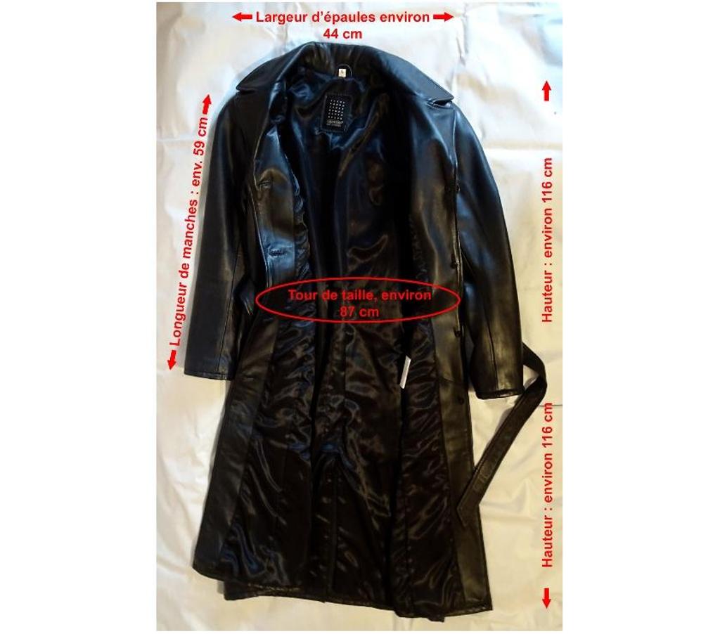 Vêtements occasion Rhône Lyon - Photos Vivastreet MANTEAU VESTE DROITE NOIR FEMME CUIR AGNEAU OAKWOOD