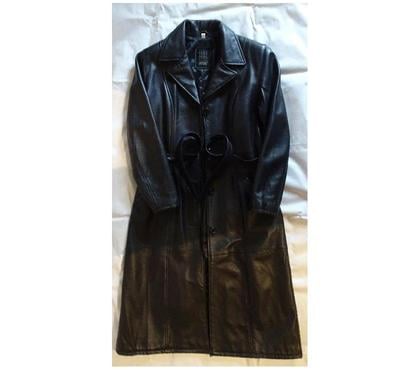 Vêtements occasion Lyon Lyon - Photos Vivastreet MANTEAU VESTE DROITE NOIR FEMME CUIR AGNEAU OAKWOOD