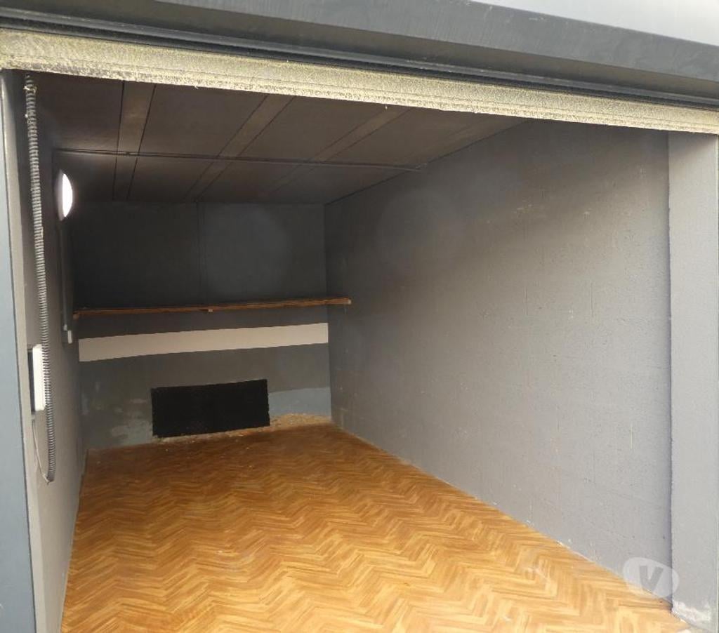 Parkings - Garages Pas-de-Calais Berck - 62600 - Photos Vivastreet garage centre berck
