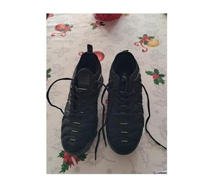 Chaussures et bottes occasion Hauconcourt Moselle - Photos Vivastreet Baskettes noires chaussures sport courses mode homme T 43 ne