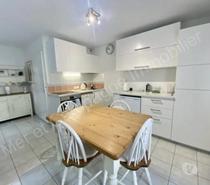 MAISON 55 M², 3 P, JARDIN PRIVATIF, PARKING, PISCINE, 300 M
