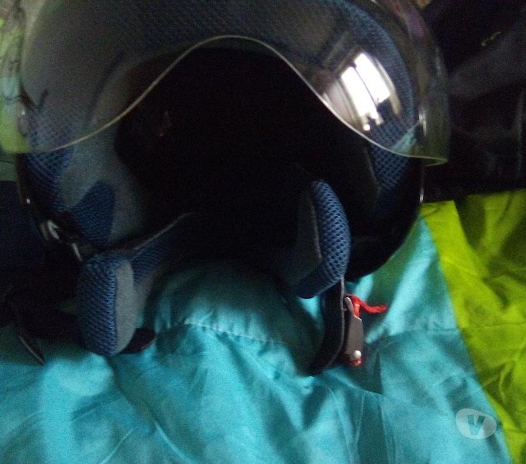 Pièces et services moto Ille-et-Vilaine Montauban de Bretagne - 35360 - Photos Vivastreet casque de moto Little Marcel