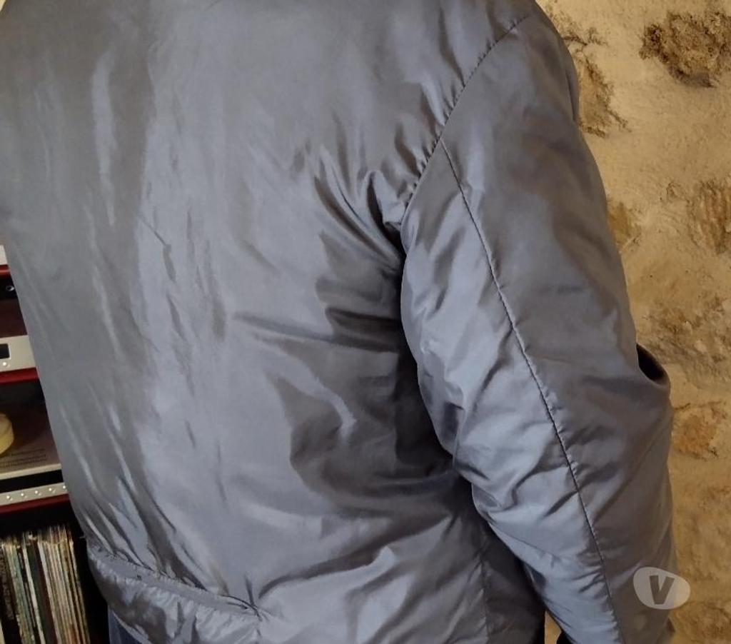 Vêtements occasion Bouches-du-Rhône Miramas - 13140 - Photos Vivastreet FEMME BLOUSON MOTO MARQUE BERING AVEC DOUBLURE HIVER