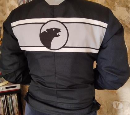 Vêtements occasion Miramas Bouches-du-Rhône - Photos Vivastreet FEMME BLOUSON MOTO MARQUE BERING AVEC DOUBLURE HIVER