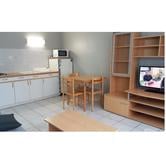 TRES BEAU F2 meublé de 40 m2 avec Parking privé