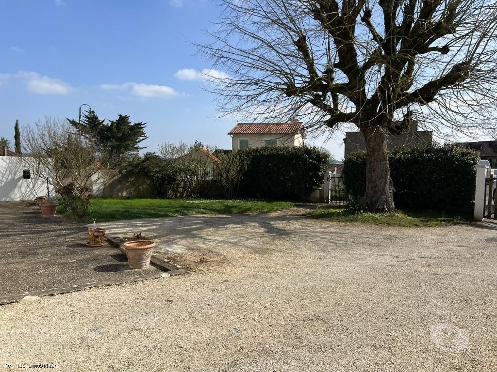 Vente Maison Charente Ruffec - 16700 - Photos Vivastreet Maison Ancienne 6 Chambres Avec Jardin Clôturé