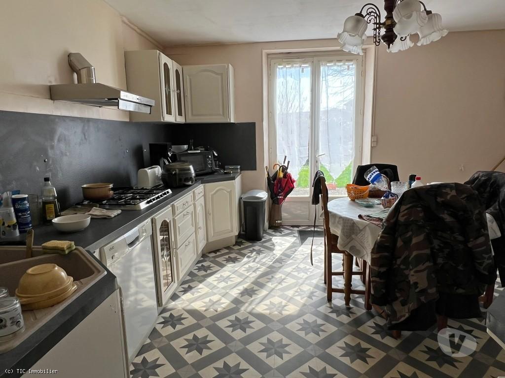 Vente Maison Charente Ruffec - 16700 - Photos Vivastreet Maison Ancienne 6 Chambres Avec Jardin Clôturé