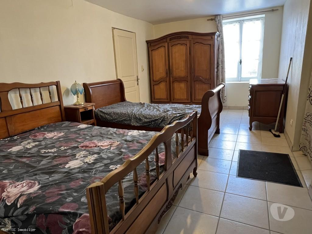 Vente Maison Charente Ruffec - 16700 - Photos Vivastreet Maison Ancienne 6 Chambres Avec Jardin Clôturé