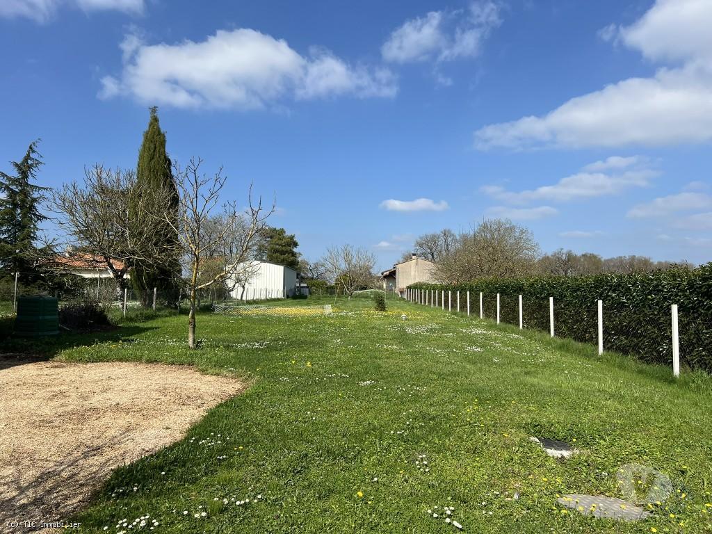 Vente Maison Charente Ruffec - 16700 - Photos Vivastreet Maison Ancienne 6 Chambres Avec Jardin Clôturé