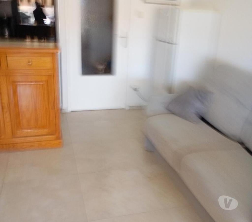 location saisonniere Var La Londe les Maures - 83250 - Photos Vivastreet Tarif promo pour ce superbe studio 30m2 bord e dans le var