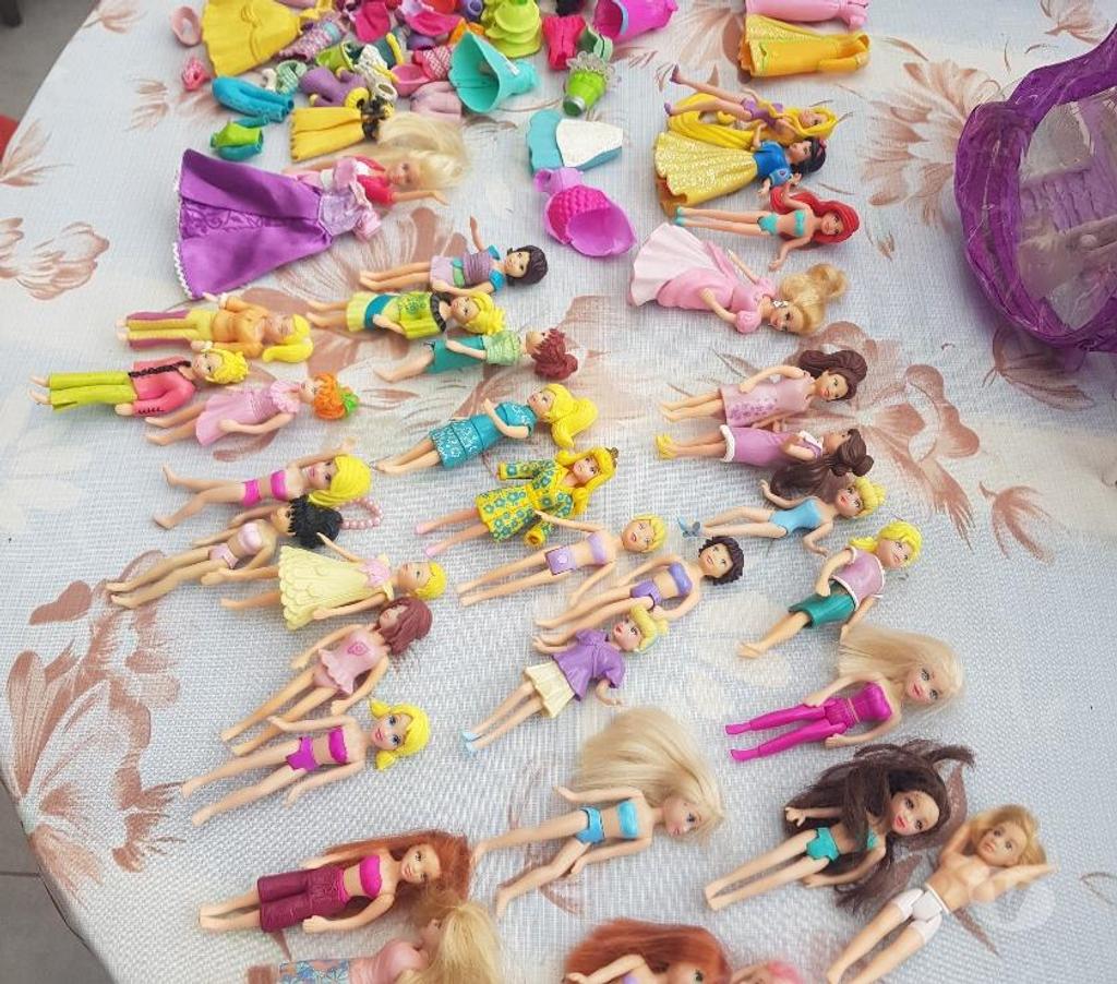 Jeux - Jouets Essonne Juvisy sur Orge - 91260 - Photos Vivastreet petites poupées polly pocket articulées et habits