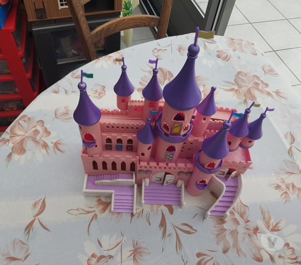 Jeux - Jouets Essonne Juvisy sur Orge - 91260 - Photos Vivastreet chateaux de princesses