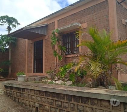 Immeuble à vendre - Photos Vivastreet Propriété privée exceptionnelle