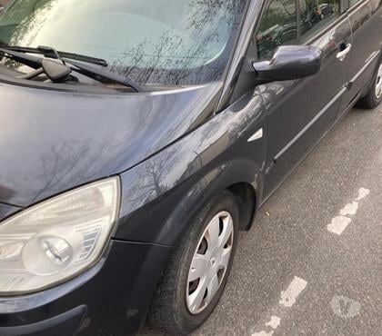 Voiture d'occasion Lyon Lyon - Photos Vivastreet Renault scénic 1.9 dci 130cv