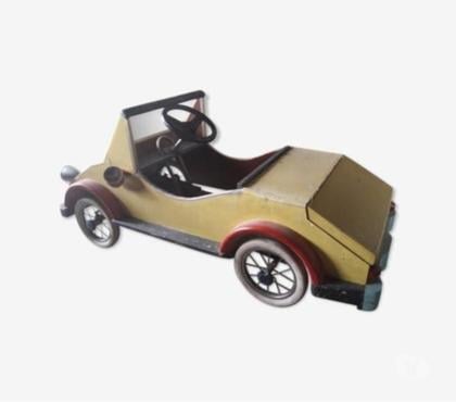 Jeux jouets occasion Roncq Nord - Photos Vivastreet Véhicule en bois à pédales pour enfants