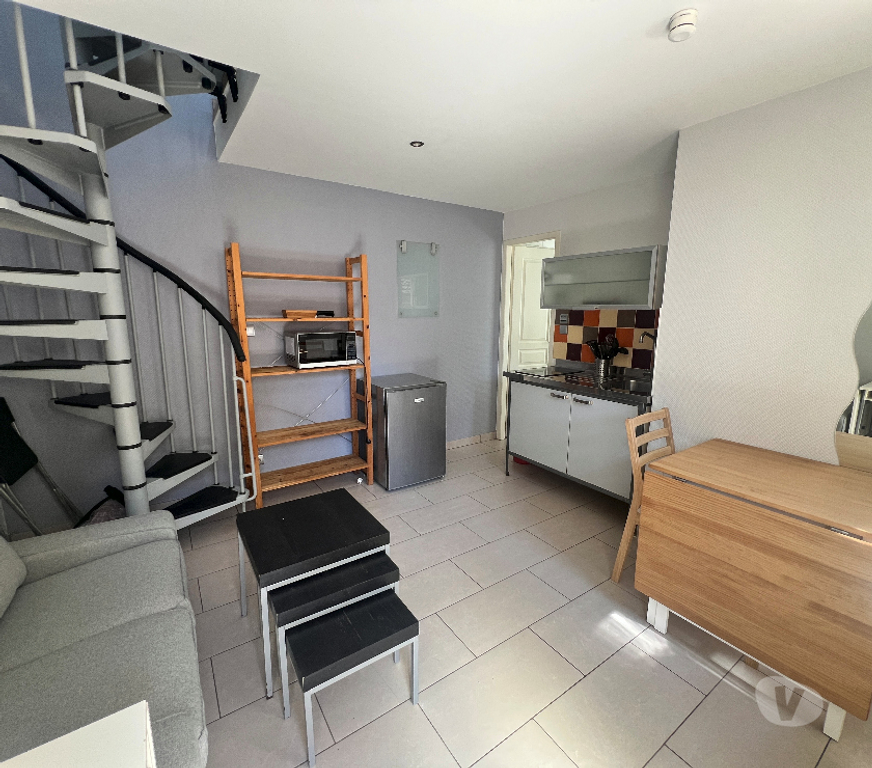 Appartement meublé Côte-d'Or Dijon - 21000 - Photos Vivastreet JOUVENCE REPUBLIQUE prox BSB T1 BIS DUPLEX 22M² MEUBLE