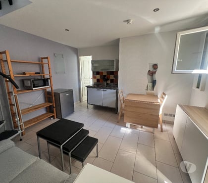 Appartement meublé Dijon Côte-d'Or - Photos Vivastreet JOUVENCE REPUBLIQUE prox BSB T1 BIS DUPLEX 22M² MEUBLE