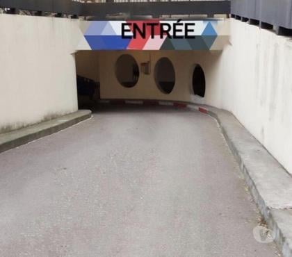 Location parking & garage Bagnolet Seine-Saint-Denis - Photos Vivastreet A louer place de parking 13m2 Bagnolet