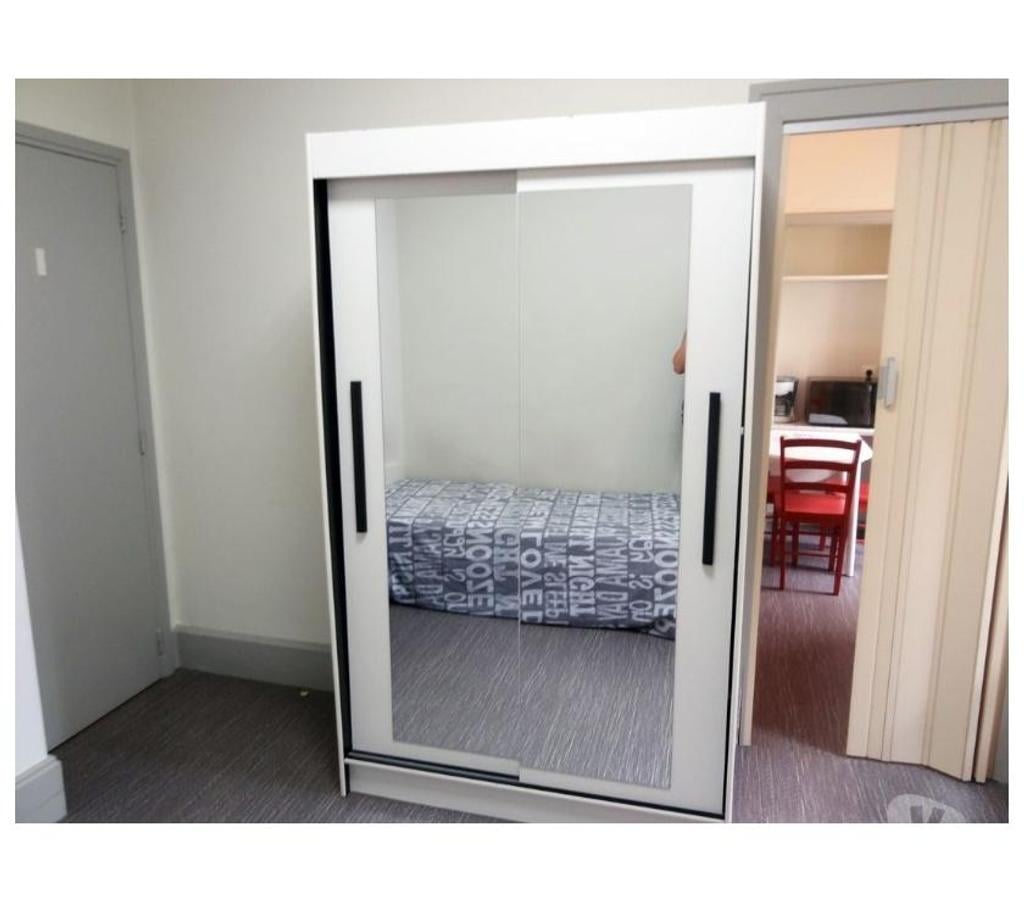 Appartement meublé Allier Vichy - 03200 - Photos Vivastreet T1 centre-ville petit balcon